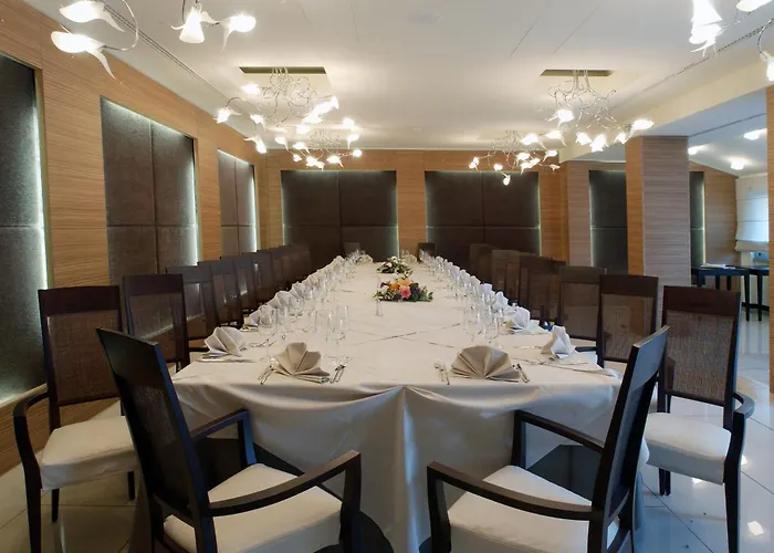 Inverigo Hotel