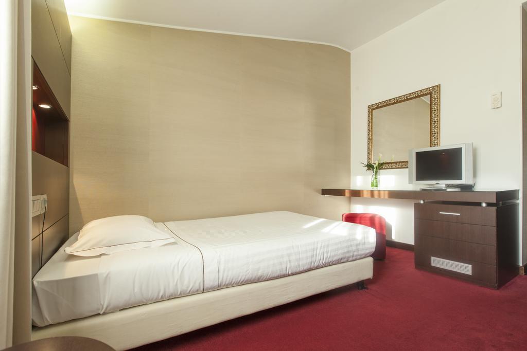 Inverigo Hotel 4* Inverigo